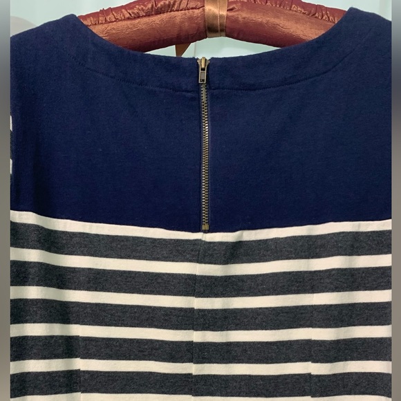 Gap petite Elbow shift stripe knit dress - Picture 4 of 7